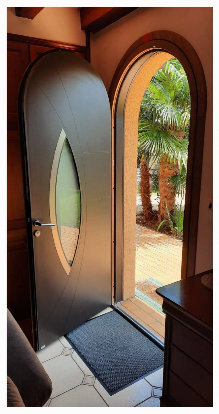 Remplacement de porte d'entrée ALU sur-mesure à Ramonville-Saint-Agne (31520), Haute-Garonne