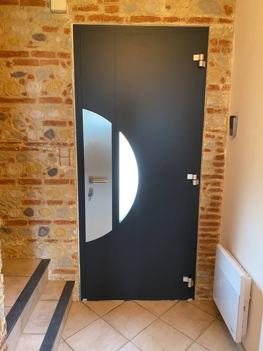 Installation de portails avec portillons et motorisation domotique pour sécuriser l’accès des propriétés résidentielles Escalquens (31750), Haute-Garonne