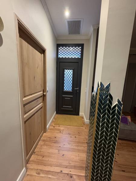 Changement de porte d'entrée aluminium sur mesure à Toulouse par un professionnel RGE